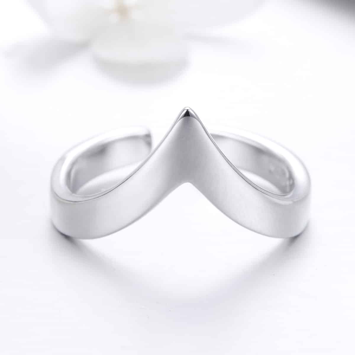 Apical Love Ring