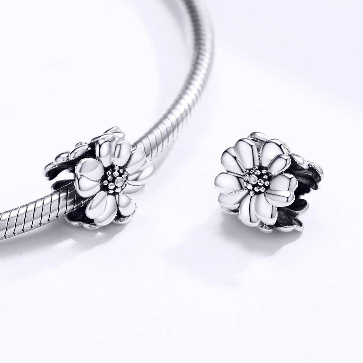 Three Flowers Charm