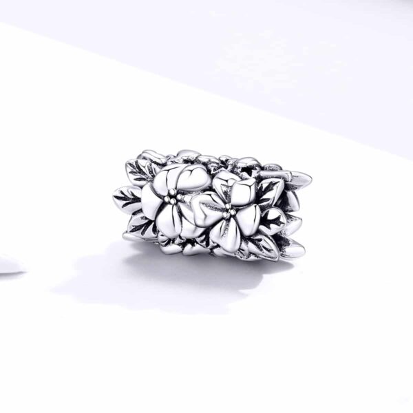 Summer Flower Charm - Image 4