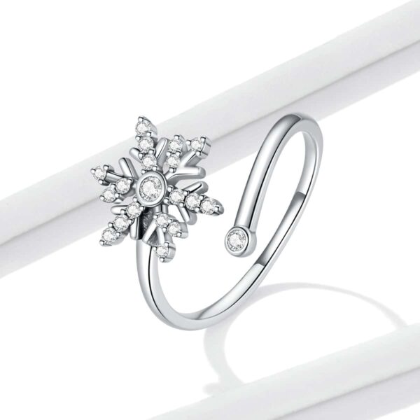 Shiny Snowflake Ring - Image 4