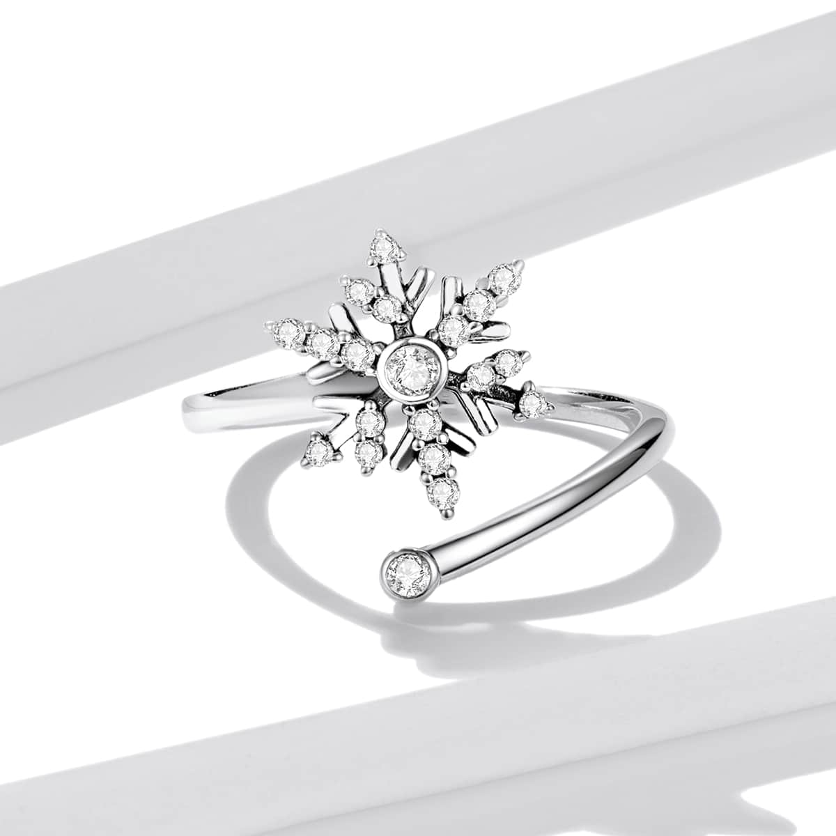 Shiny Snowflake Ring