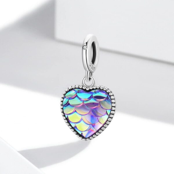 Fish Scale Heart Dangling Charm - Image 4