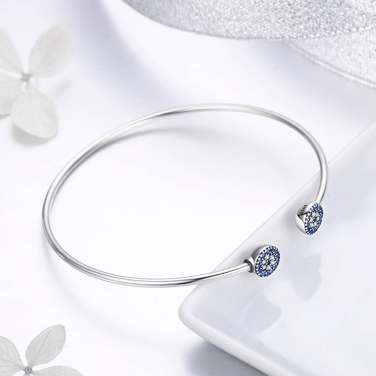 Shining Stars Open Bangle