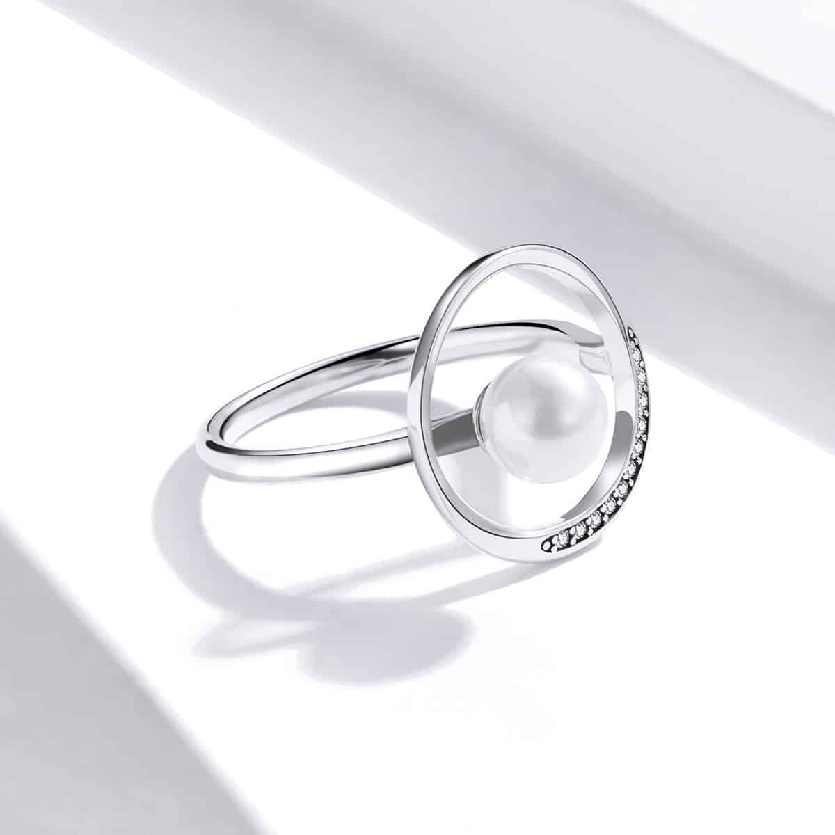 Gentle Shell Bead Ring