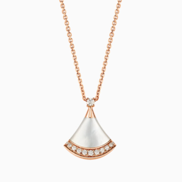 Skirt Mother of Pearl Necklace (Rose Gold)