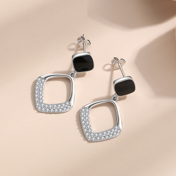 Black Geometric Dangle Earrings - Image 2