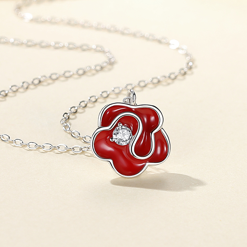 Red Rose Necklace