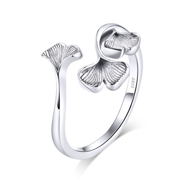 Ginkgo Leaf Ring